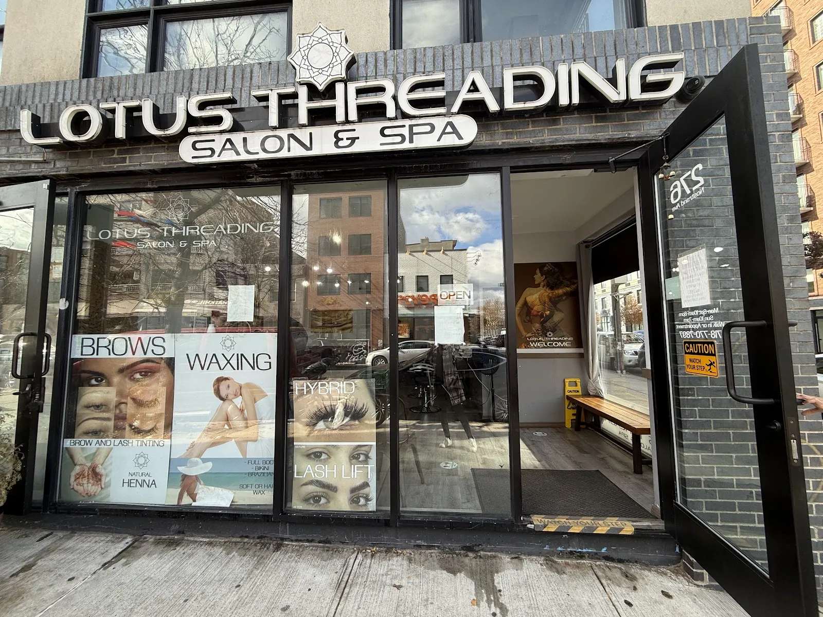 Lotus Threading Salon & Spa, beauty salon at 276 Nostrand Avenue in Brooklyn, New York