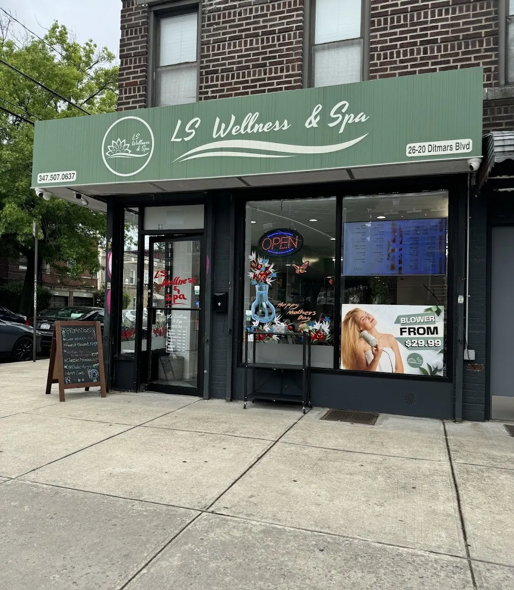 LS Wellness & Spa, beauty salon at 26-20 Ditmars Boulevard in Queens, New York