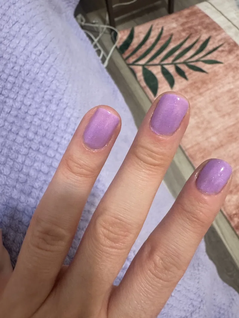 Lux Nails West