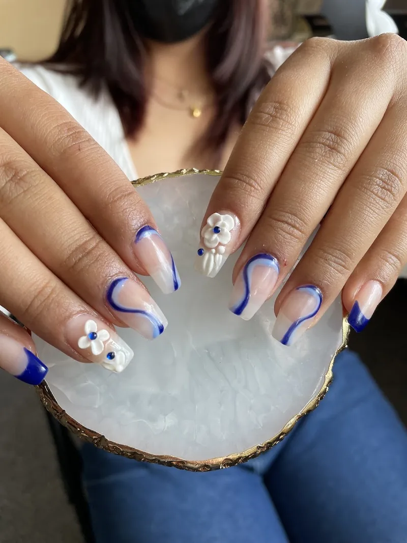 Maspeth Vina Nail Salon, beauty salon at 62-21 Flushing Avenue in Queens, New York