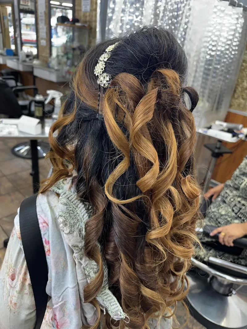 Mehak Beauty Salon