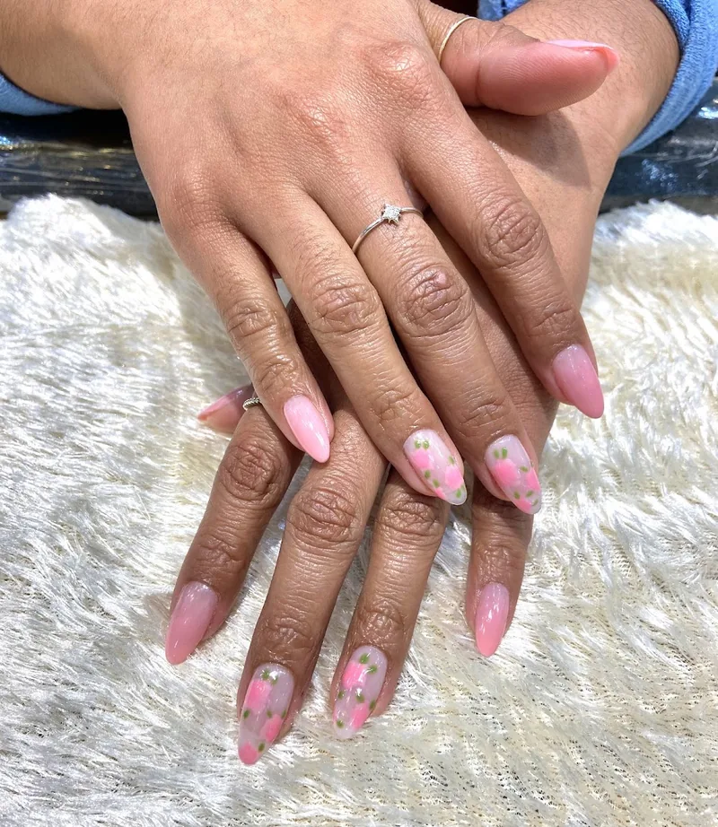 Nailology Spa, beauty salon at 2350 Broadway in Manhattan, New York