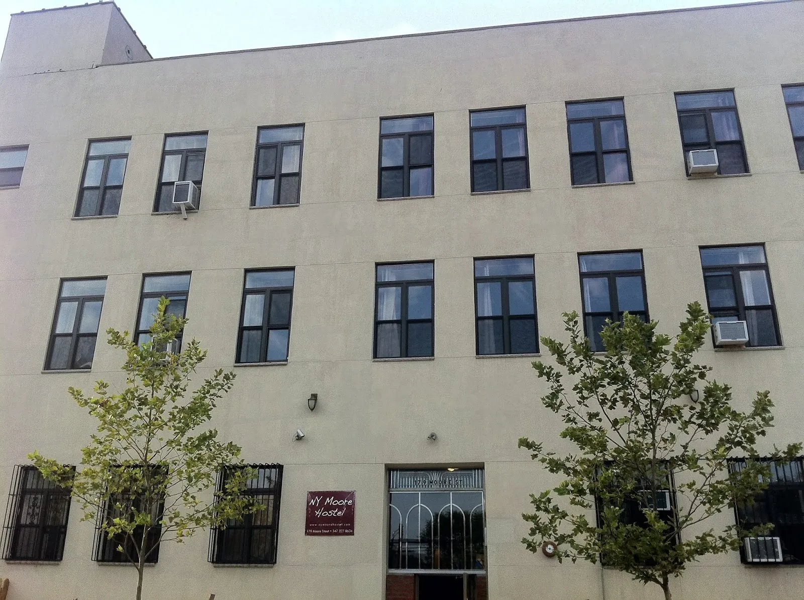New York Moore Hostel, hostel at 179 Moore Street in Brooklyn, New York
