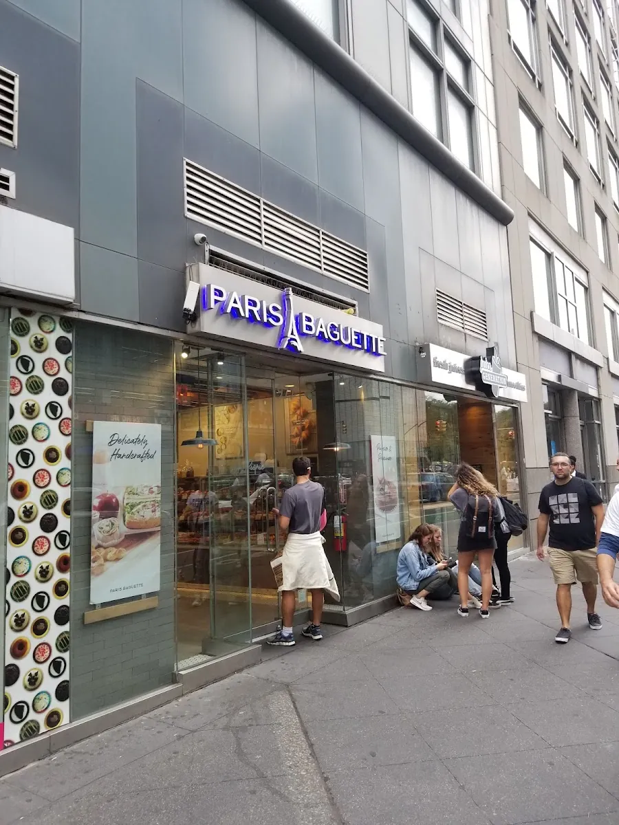 Paris Baguette, bakery at 977 8th Avenue in Manhattan, New York