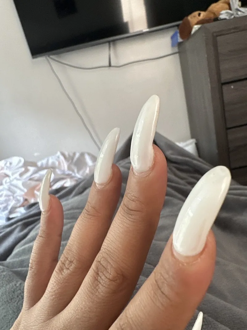 Parkside Nail, beauty salon at 214 Parkside Avenue in Brooklyn, New York