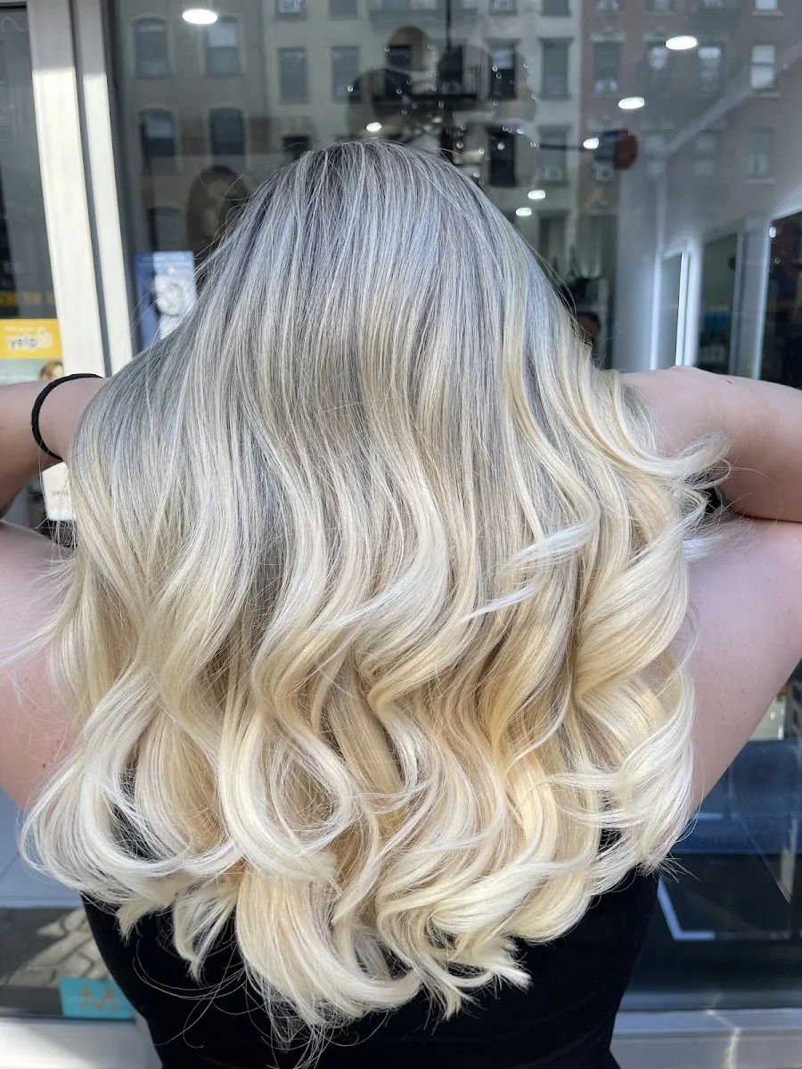 Poiz Beauty Salon, hair salon at 520 3rd Avenue in Manhattan, New York