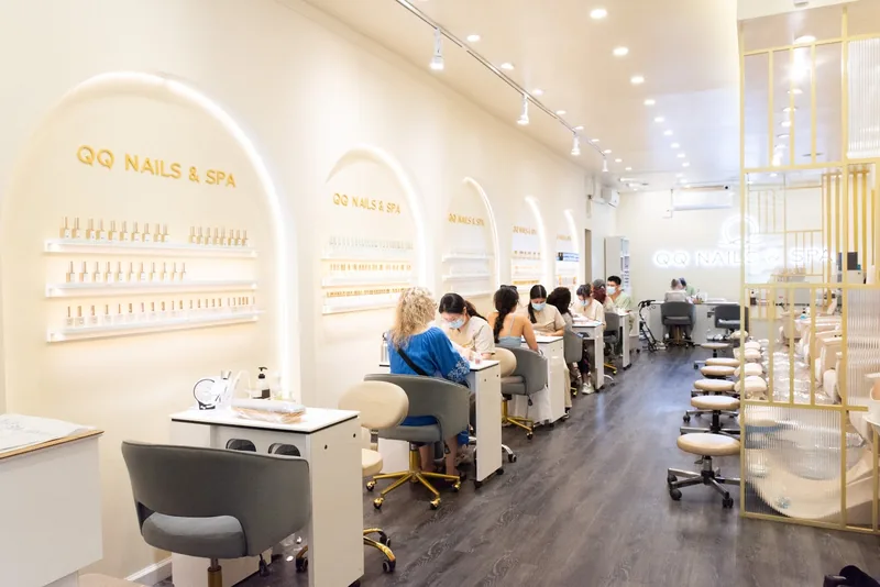 QQ Nails