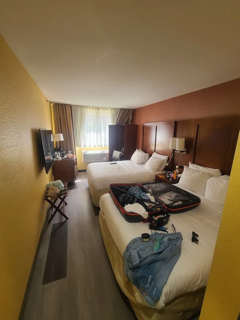 Ramada, hotel at 343 West 44th Street in Manhattan, New York