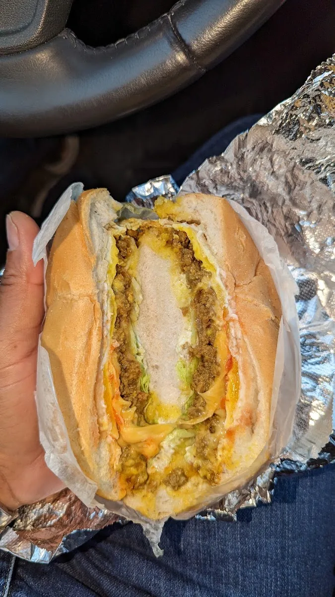Ramzi Gyro & Grill, greek kitchen at 140 Morningstar Road in Staten Island, New York