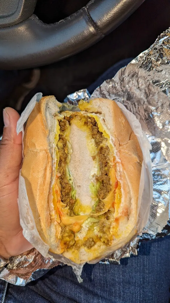 Ramzi Gyro & Grill, greek kitchen at 140 Morningstar Road in Staten Island, New York