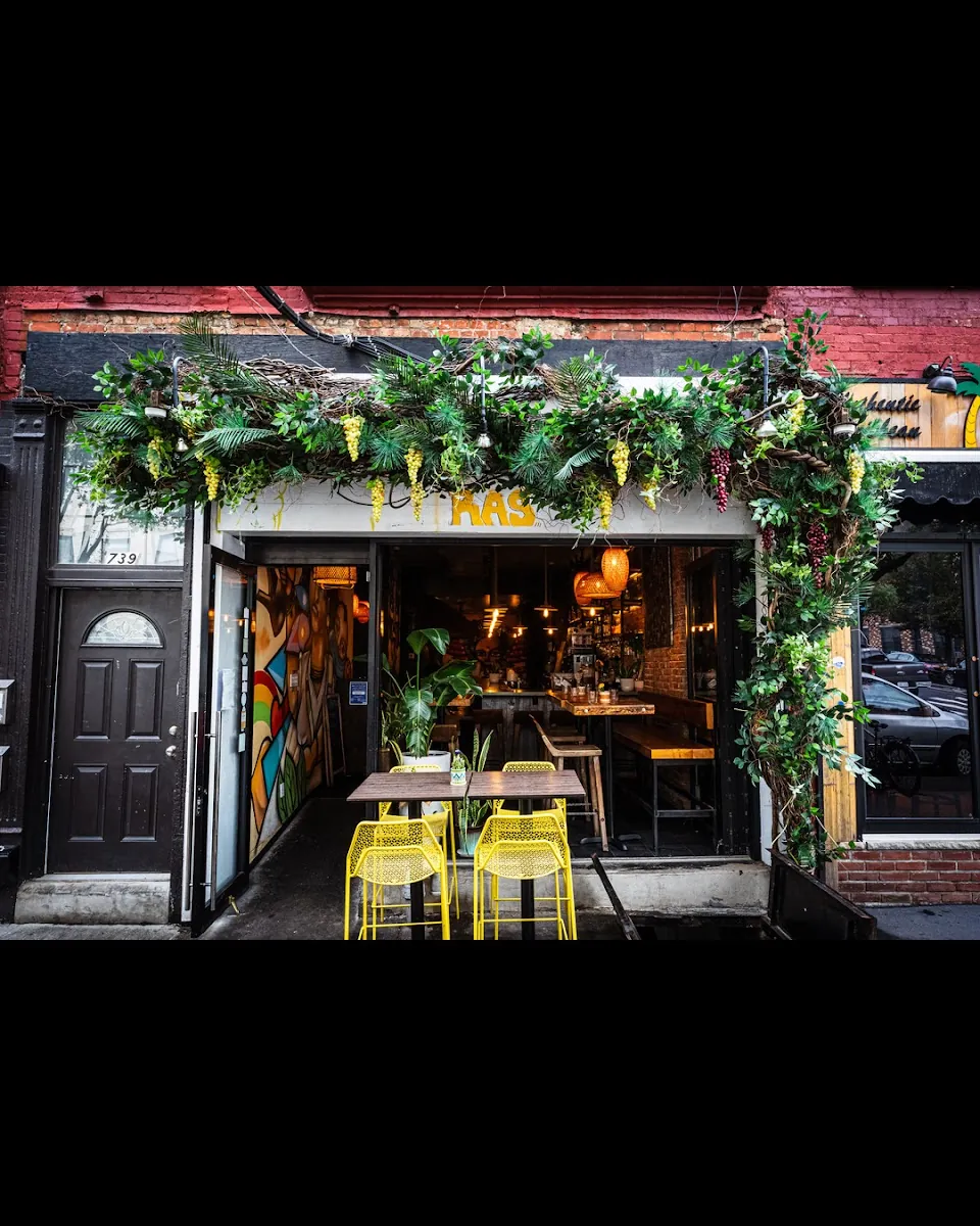 RAS Plant Based, african kitchen at 739 Franklin Avenue in Brooklyn, New York