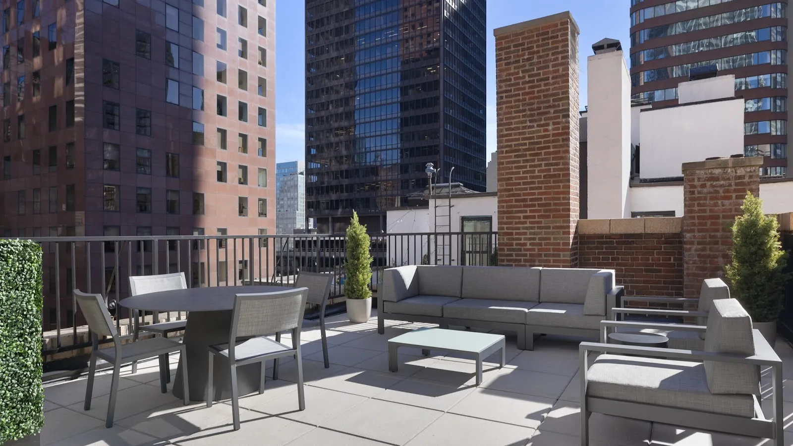 Residence Inn, hotel at 148 East 48th Street in Manhattan, New York