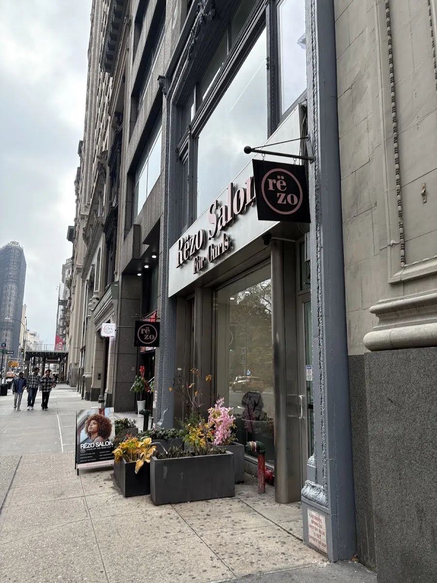 Rezo Salon, beauty salon at 226 5th Avenue in Manhattan, New York