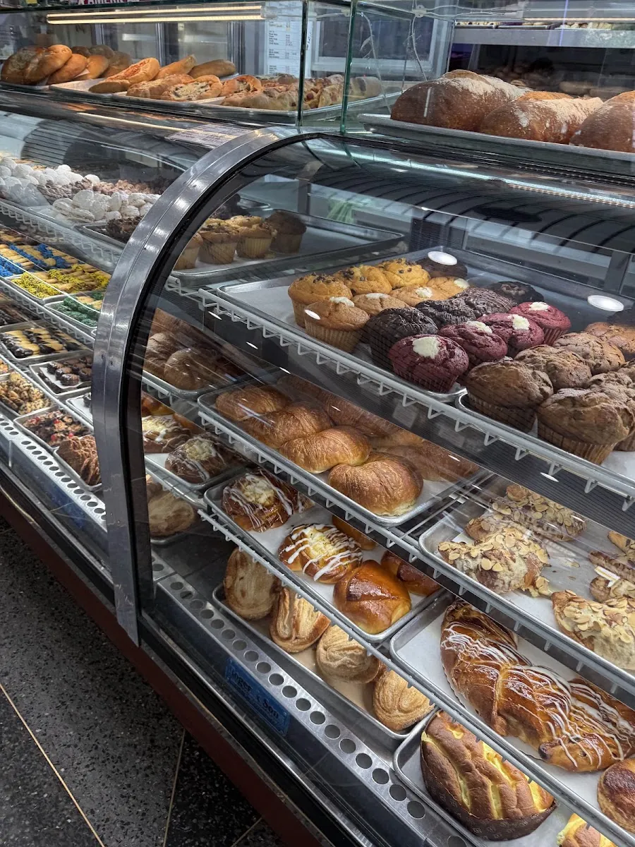 Rimini Pastry Shop, bakery at 6822 Bay Parkway in Brooklyn, New York