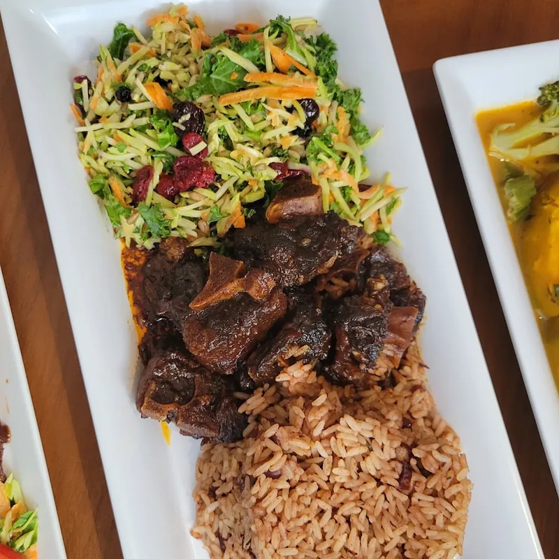 Robinson Valley, caribbean kitchen at 162 Pierrepont Street in Brooklyn, New York