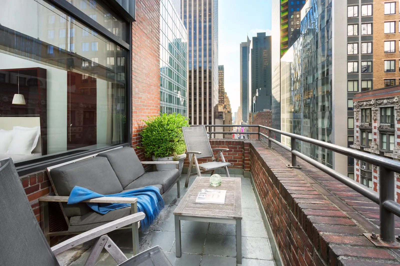 Royalton New York, hotel at 44 West 44th Street in Manhattan, New York