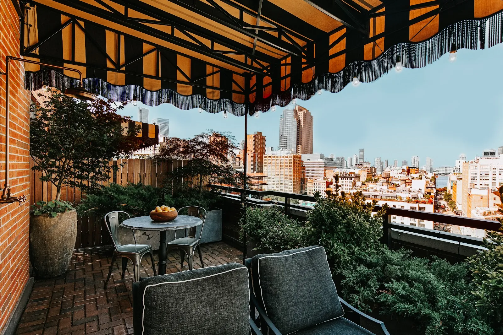 Soho Grand Hotel, hotel at 310 West Broadway in Manhattan, New York