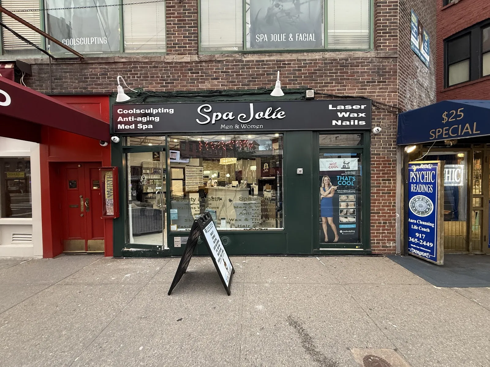 Spa Jolíe, beauty salon at 180 7th Avenue South in Manhattan, New York