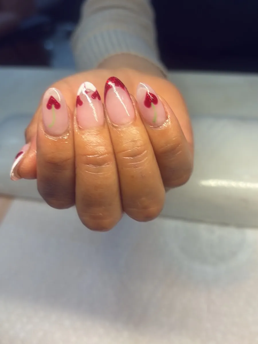 Sparkling Snail Nails & Spa, beauty salon at 32-29 Steinway Street in Queens, New York