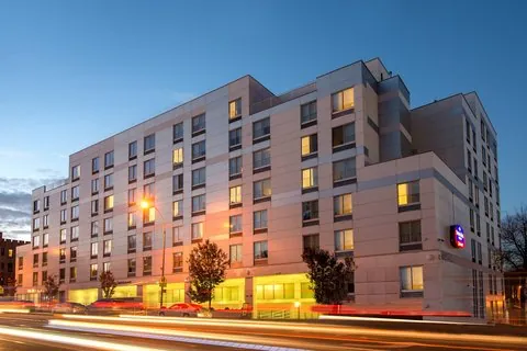 SpringHill Suites Marriott, hotel at 112-15 Northern Boulevard in Queens, New York