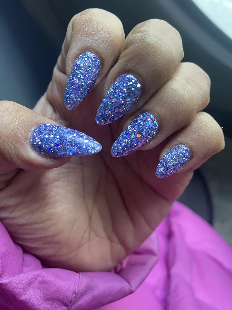 Sumak Nails, beauty salon at 59-07 71st Avenue in Queens, New York