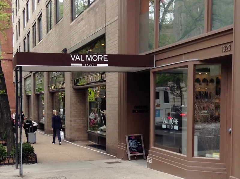 Val More