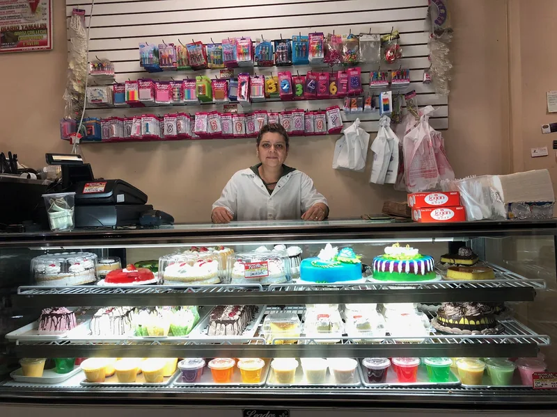 Veronica's Bakery Inc., bakery at 906 Post Avenue in Staten Island, New York
