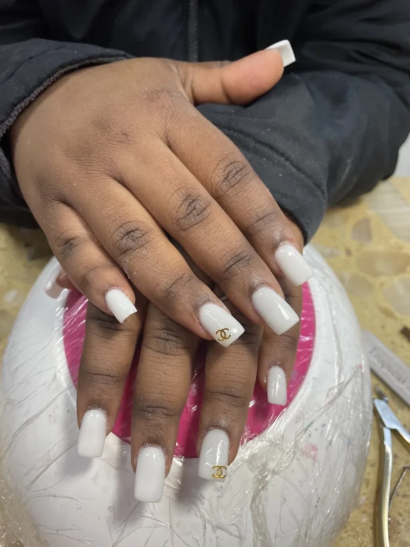 Wendy Nail Salon