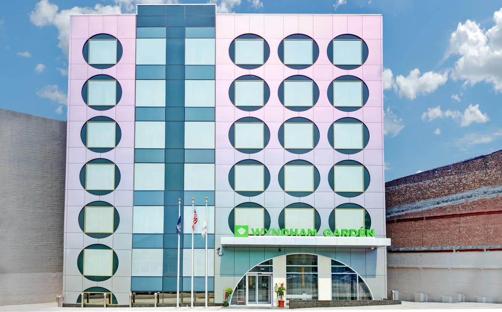 Wyndham Garden, hotel at 457 39th Street in Brooklyn, New York