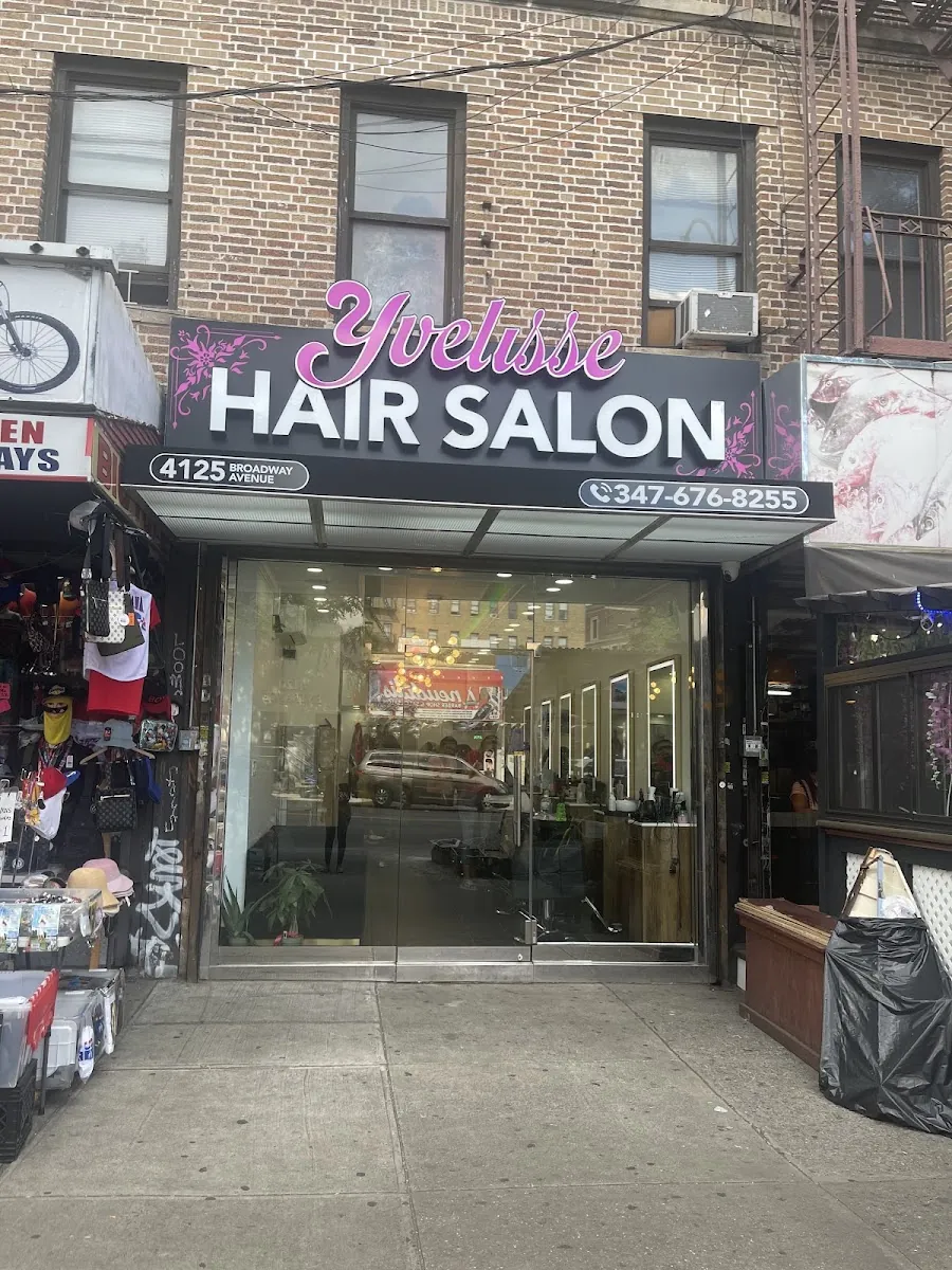 Yvelisse Hair Salon, hair salon at 4125 Broadway in Manhattan, New York